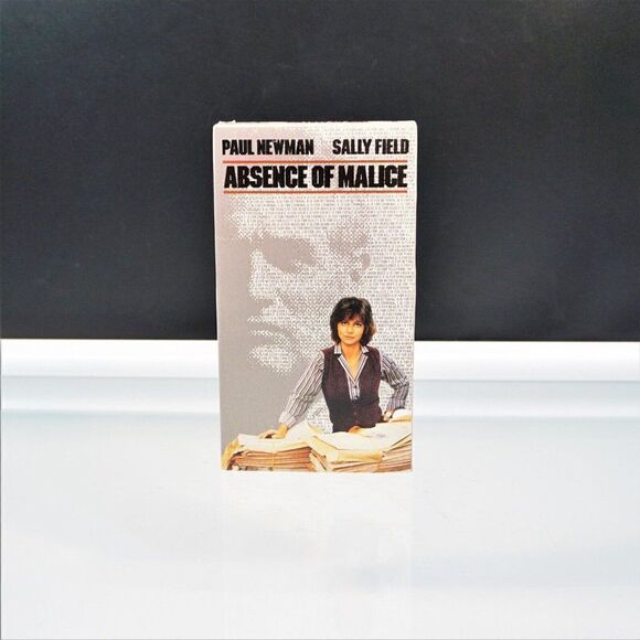 Absence of Malice 1981 VHS Tape Paul Newman Sally Field Columbia Pictures Movie - Picture 1 of 4